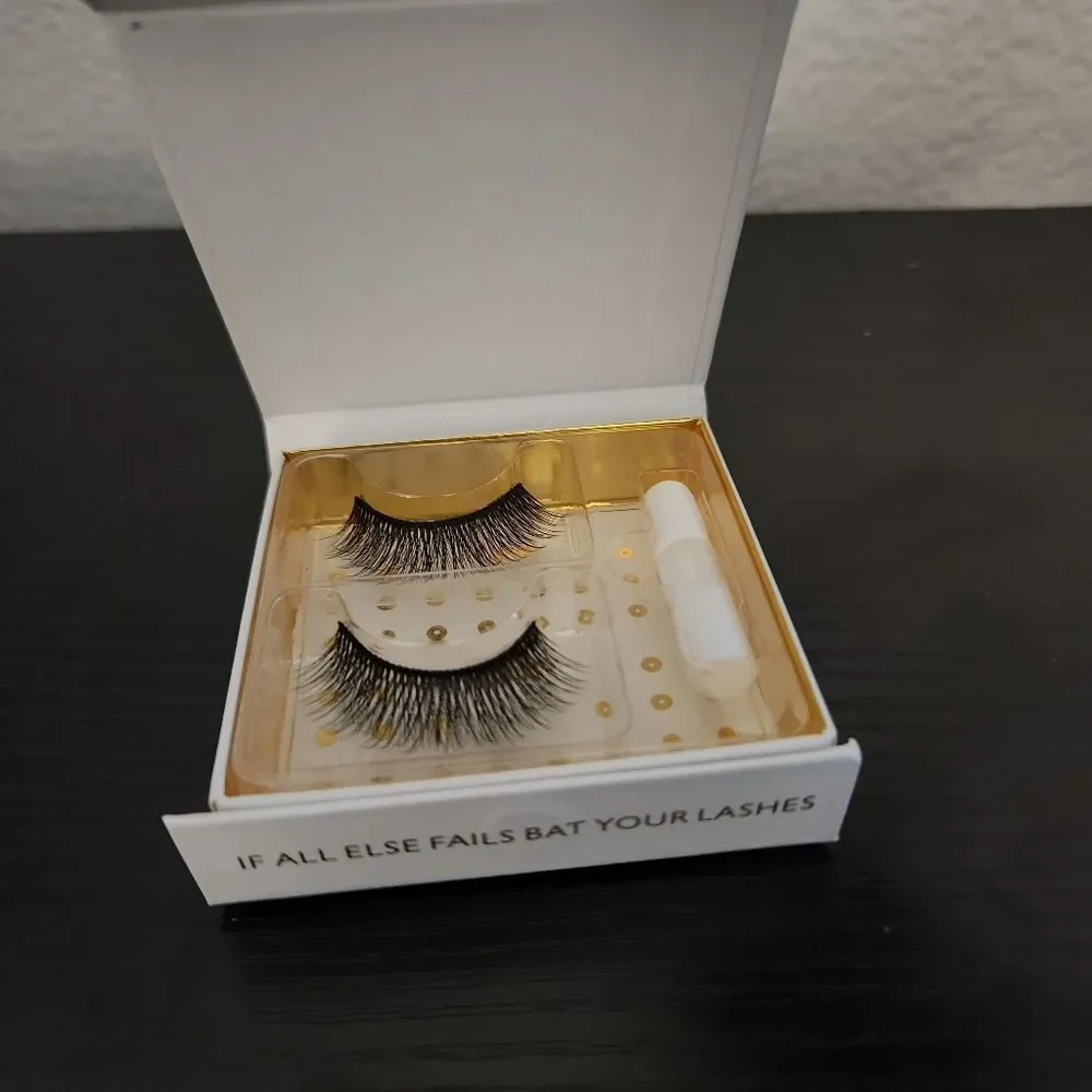 Battington Harlow 3D Synthetic Silk Lashes with Mini Glue